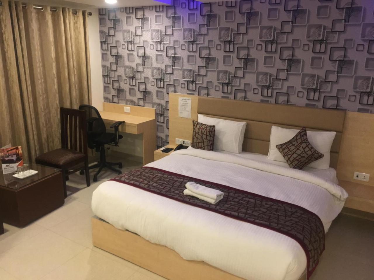 ניו דלהי Hotel Airport D'Capitol מראה חיצוני תמונה